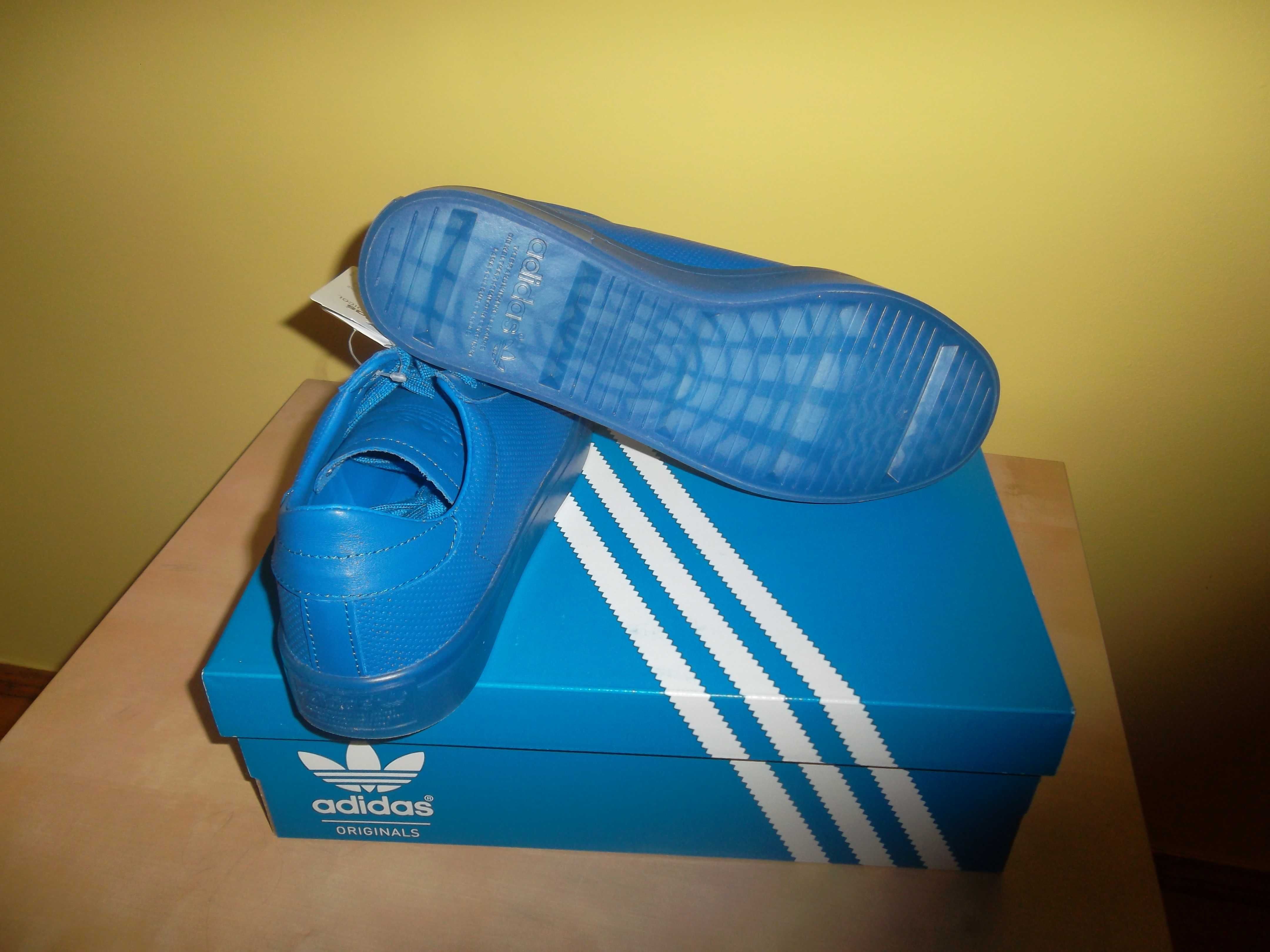 Adidas Court Vantage Adicolor marimea 42 si 42 2/3 -LICHIDARE STOC-