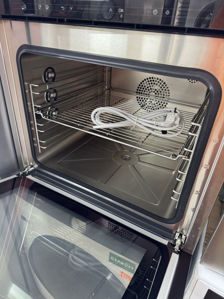 Комбинирана фурна с пара Miele DGC 7460. За вграждане Germany Гаранция
