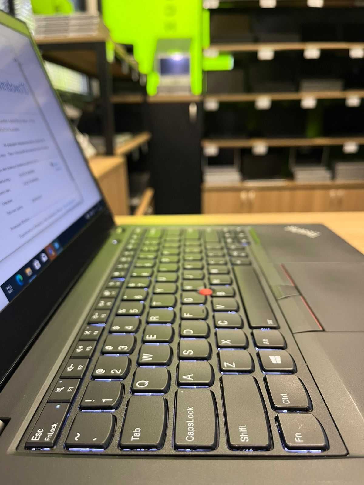 Ноутбук Lenovo ThinkPad T480s (Сore i7 8650U - 1.9/4.2 Ghz 4/8).