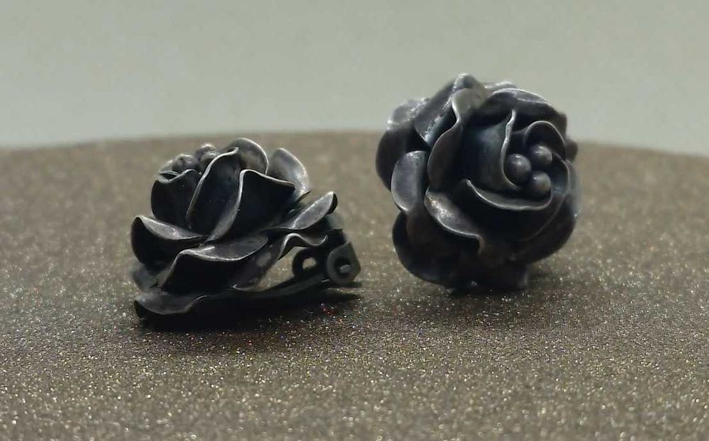 Cercei din argint TAXCO – trandafiri sculptați 3D