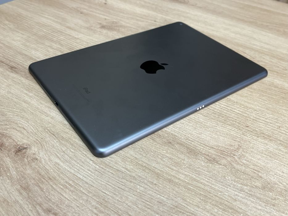 Apple IPad 9th Gen. 64GB + Apple Pencil Перфектен