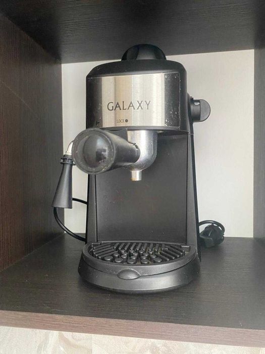 Продам кофеварку