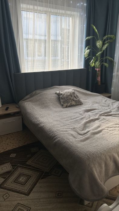 Двухспальная кровть