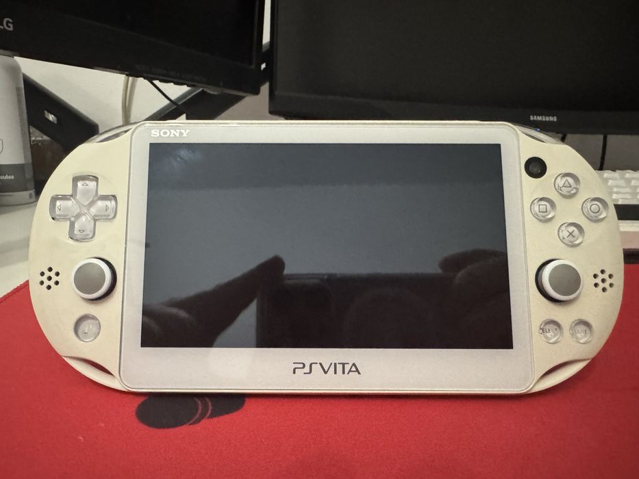 Playstation PS Vita 2000
