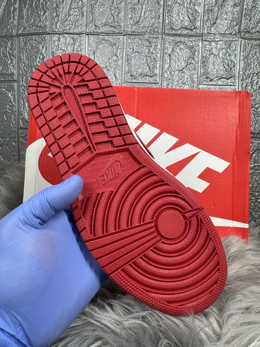 Nike Air Jordan 1 Retro Bred Banned