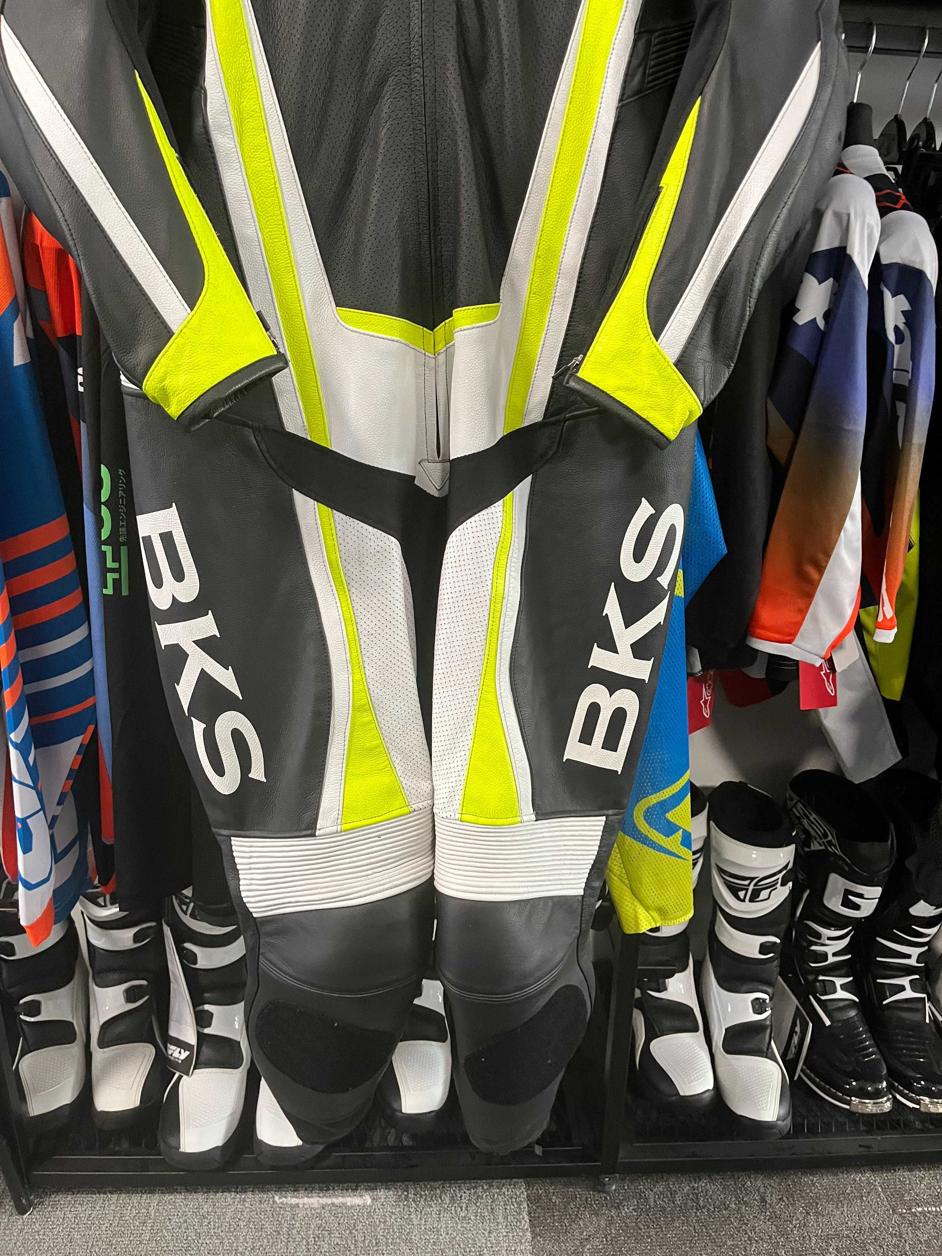 Кожен мото екип BKS Evolution2.0,52 М/L,1 част,гърбица,протектори