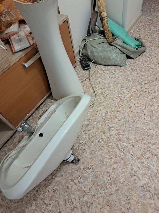 Продам ракавину в хорошем состоянии