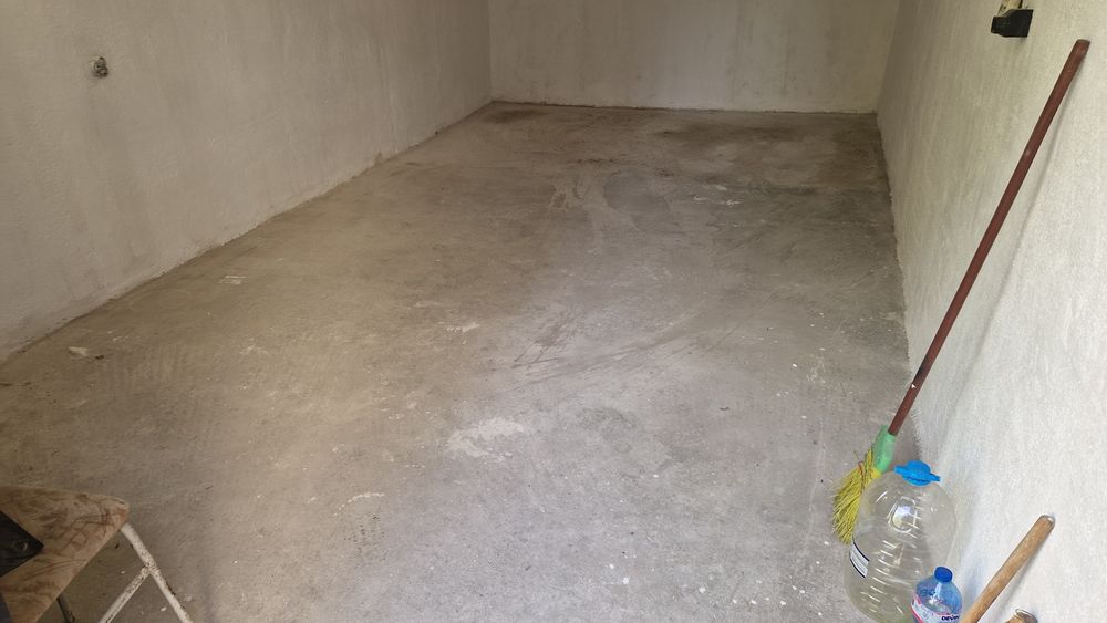 Гараж в кв.струмско ул.Броди