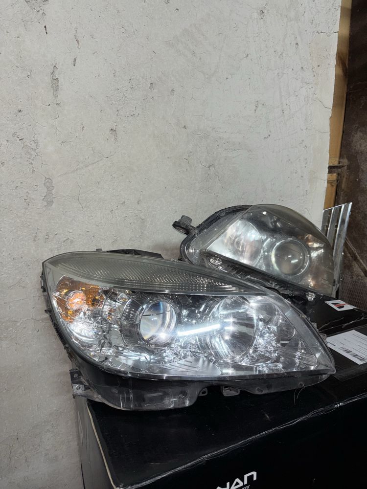 W204 фарове преди фейслифт