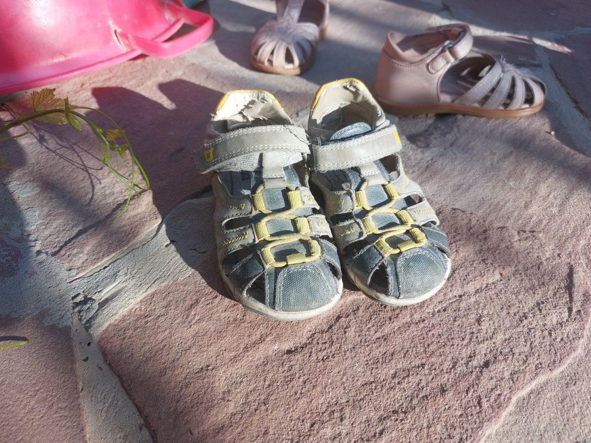 Детская обувь,сандалии
