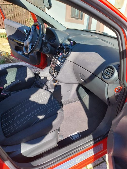 Opel corsa 1.3 CDTI Editie 111