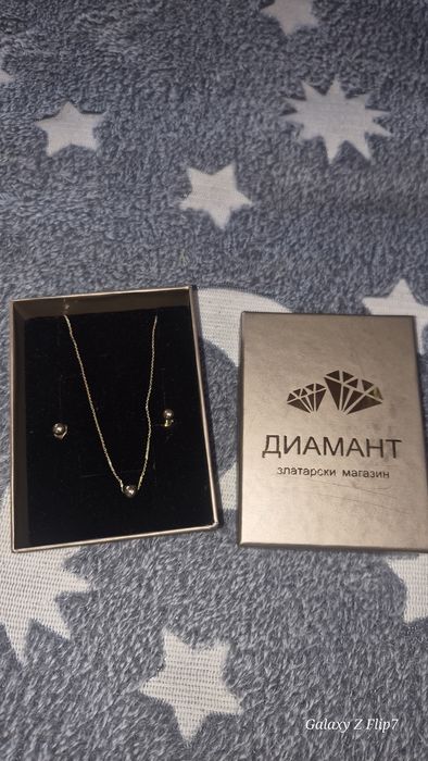 Златен комплект верижка и обеци