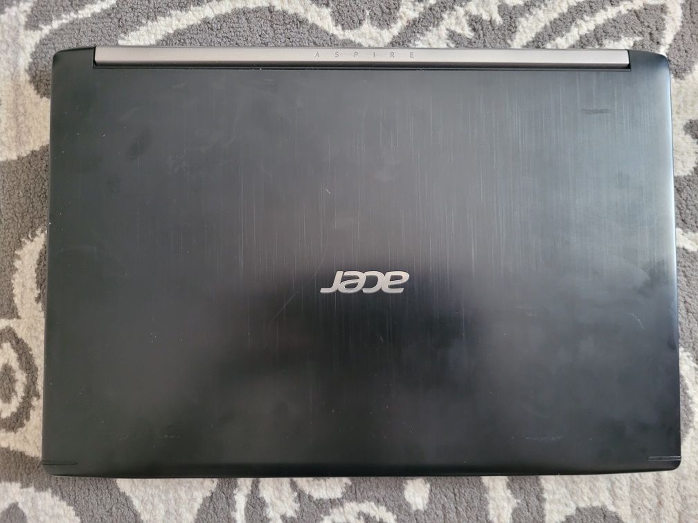 Acer Aspire 7 A715 72g