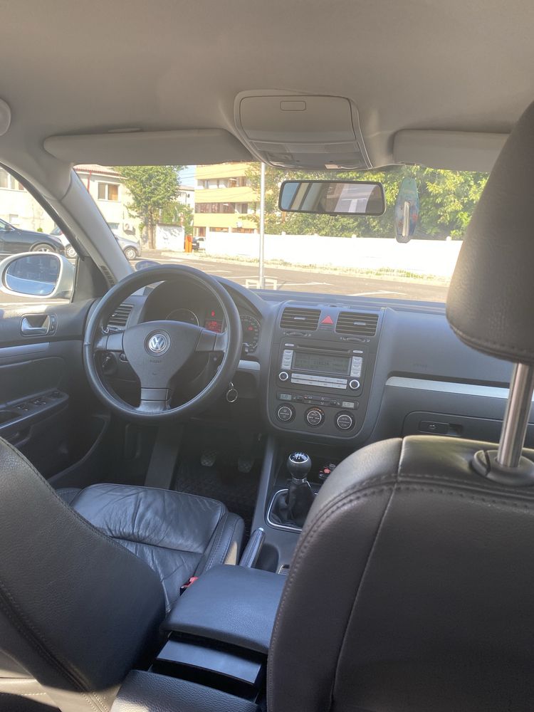 Volskwagen Jetta 1.9 TDI DPF Comfortline Bluemotion