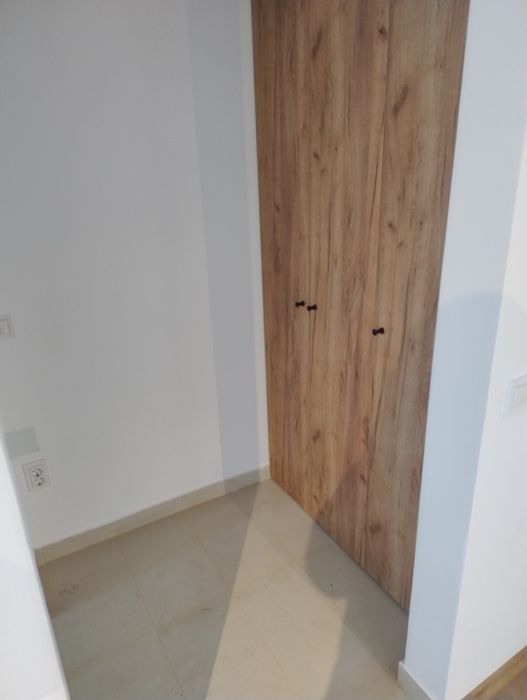 Garsoniera de închiriat!