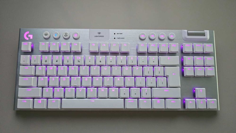 Компютър I9-13900к с доста периферия