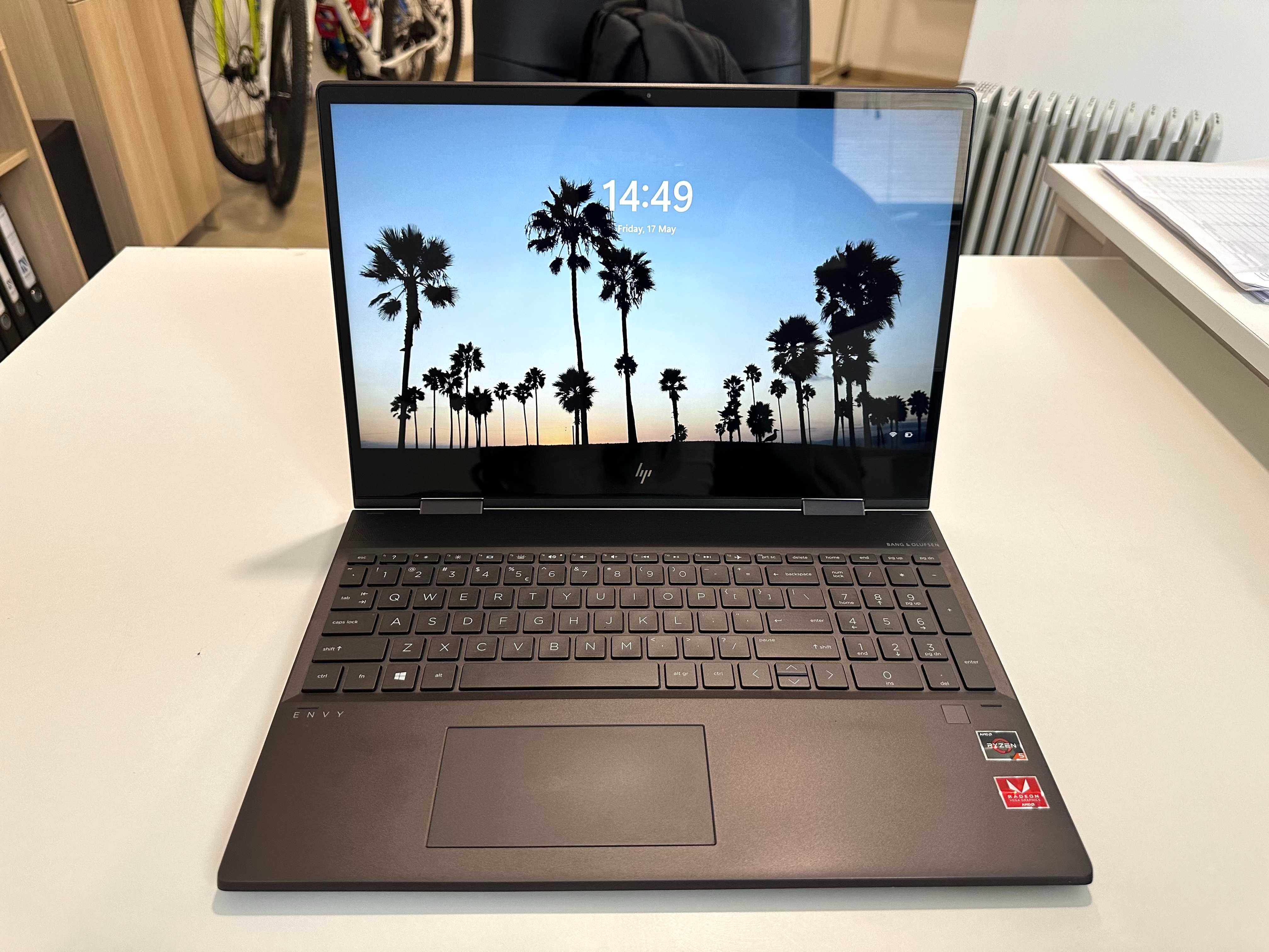 Лаптоп HP Envy x360 15.6" AMD Ryzen 5 RAM 8.00 GB Laptop