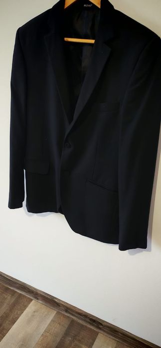 Sacouri și pantaloni