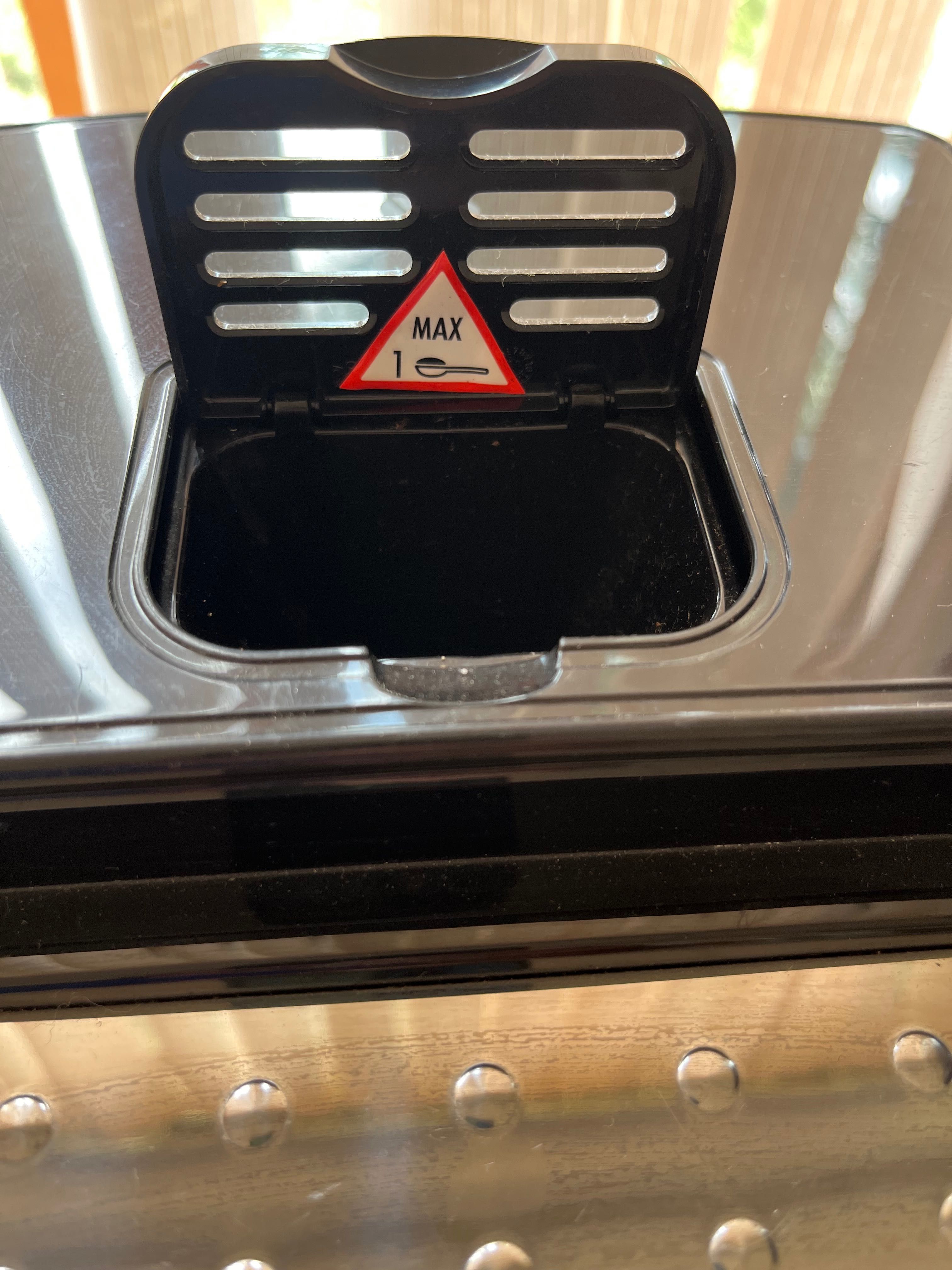 Delonghi Magnifica S ECAM 22.110.B.
