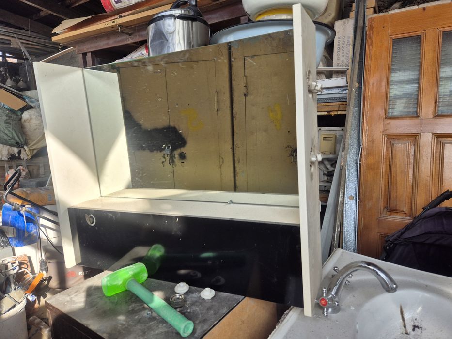 Тумба и шкафчик для ванной