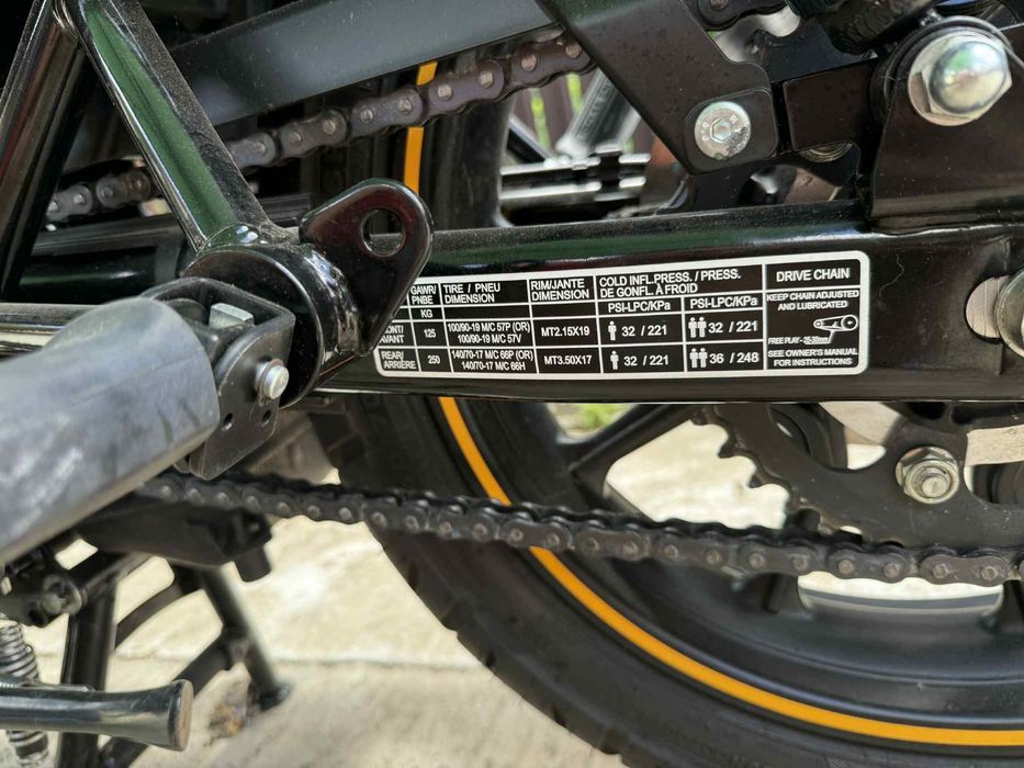 Vand Motocicleta Royal Enfield