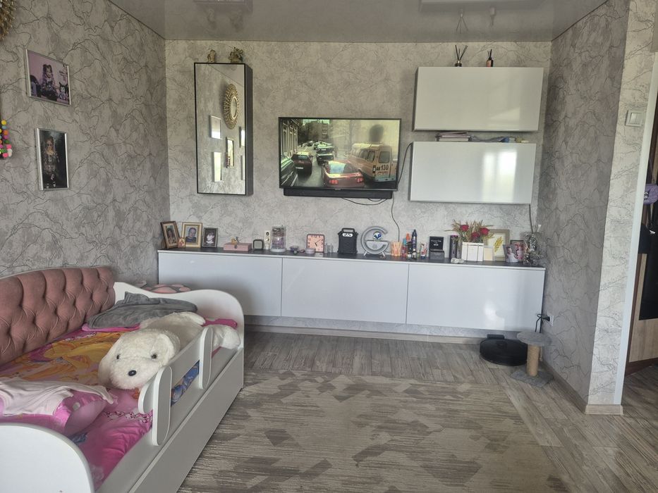 Продам 2х комнатную квартиру в центре города