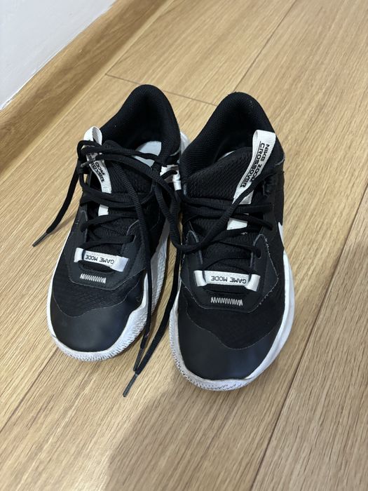 Adidasi Nike copii