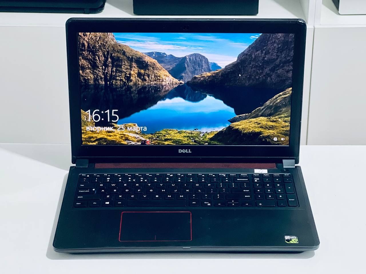 Ноутбук Американский Dell