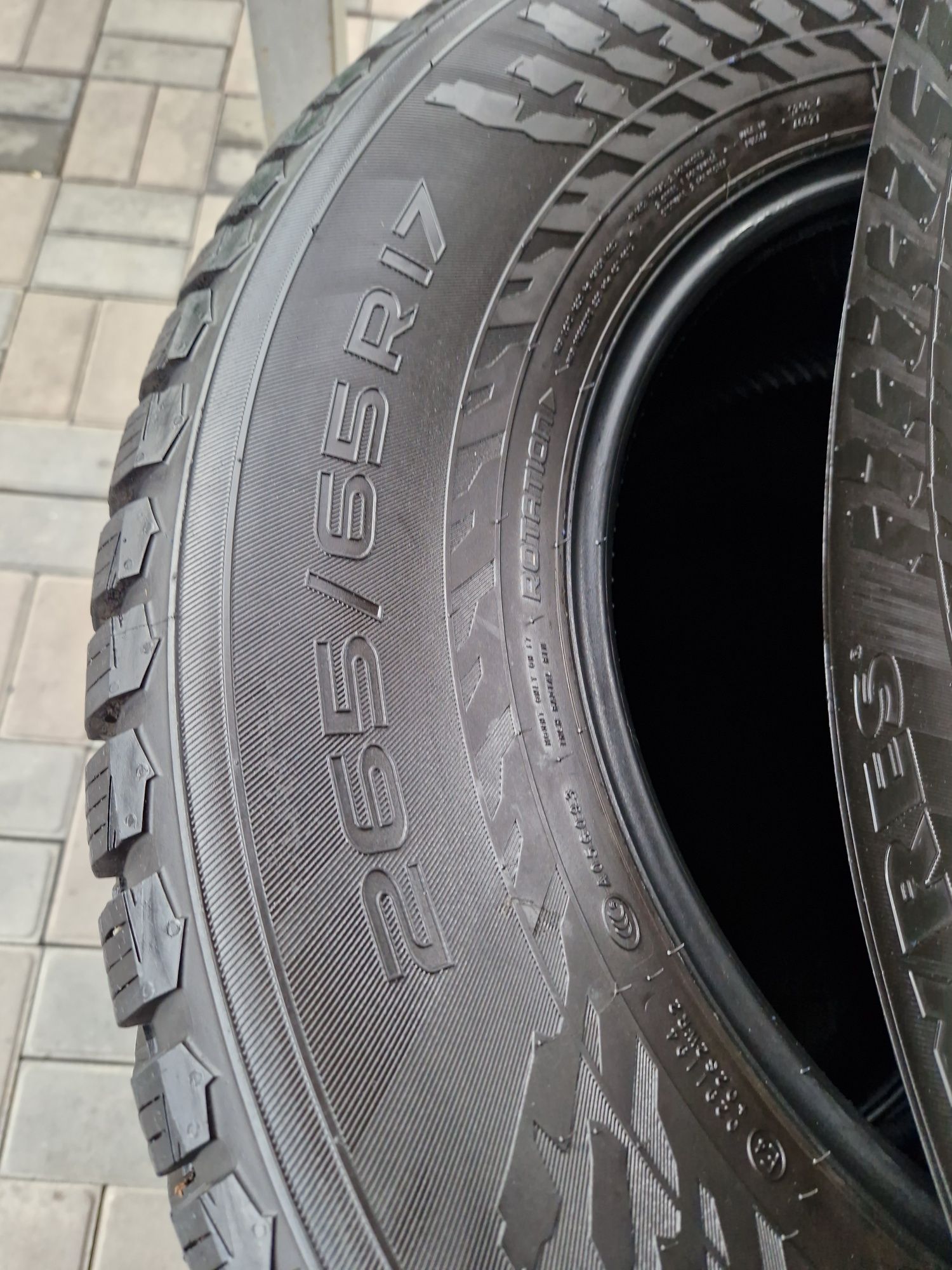 Комплект шин , зима , Nokian Hakkapeliitta 9 .
