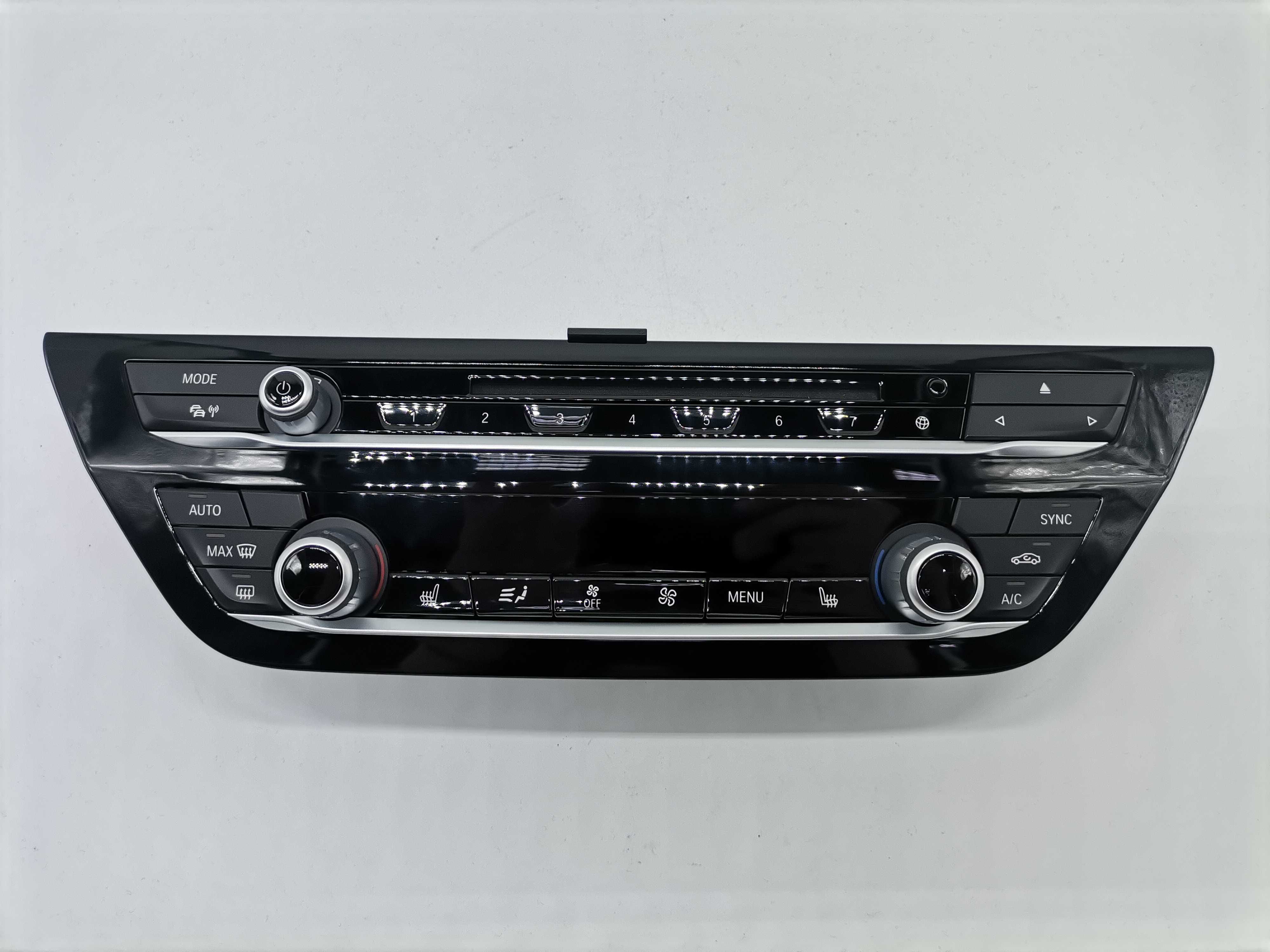 7949897 Панел Клима Аудио контрол BMW G30 G31 G32 GT