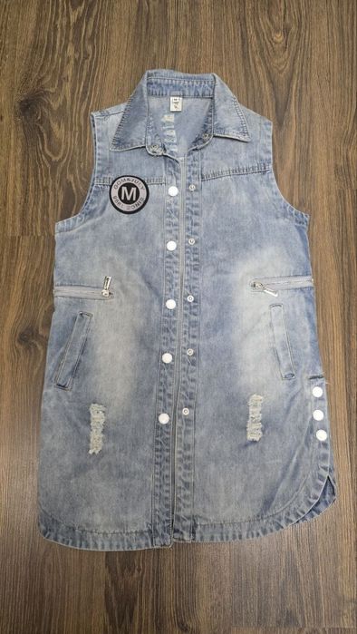 Джинсовая без рукавка