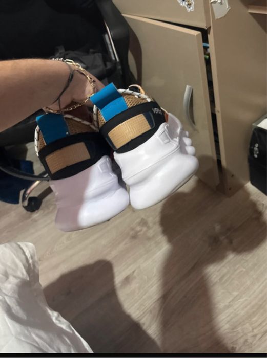 Versace Chain Reaction