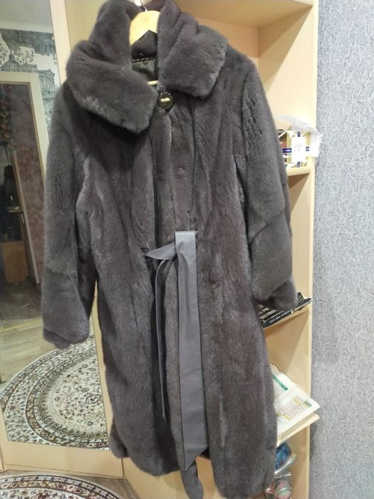 Продам шубу норковая