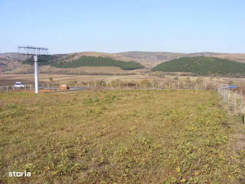 Teren de 10800 mp, Gilau front la DN1, 54 m ,aproape de nod autostrada