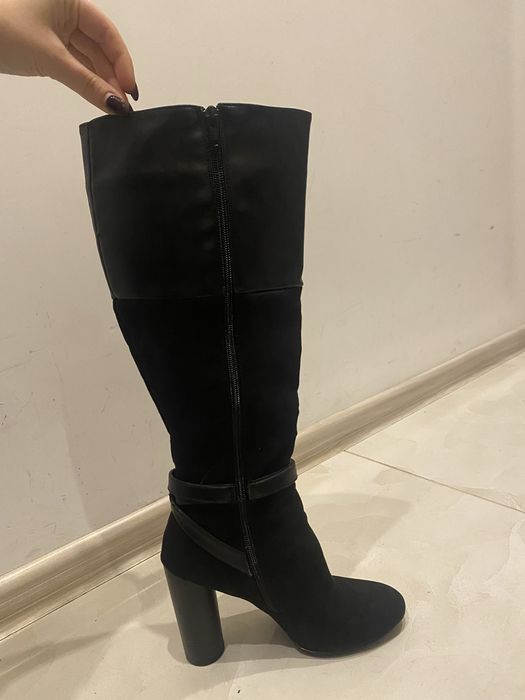 Черни елеганти зимни ботуши с ток