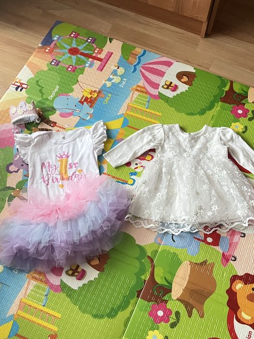 Лот от рокли за момиченце от 7 месеци до годинка