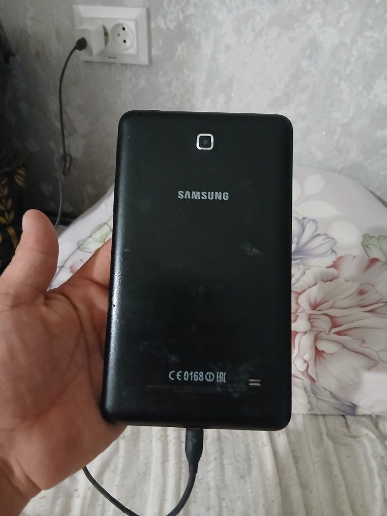планшет samsung sm t231  хороший