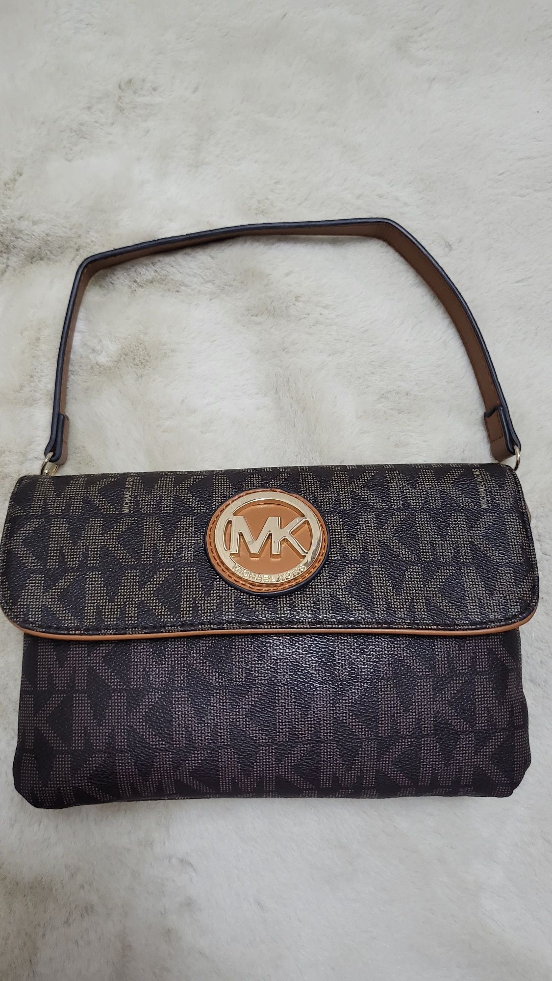 Michael kors дамска чанта