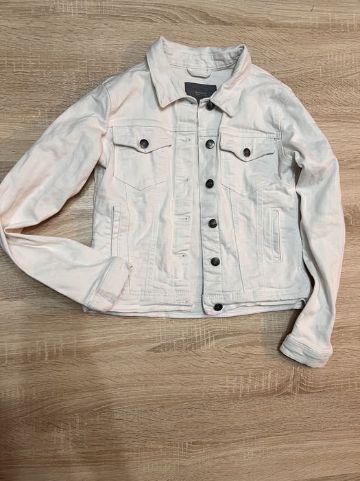 Джинсовка белая 34