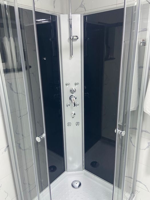 Vând Cabină de duș