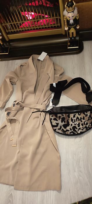 Trench H&M, vâscoză, mărime XS, model actual,nou cu eticheta