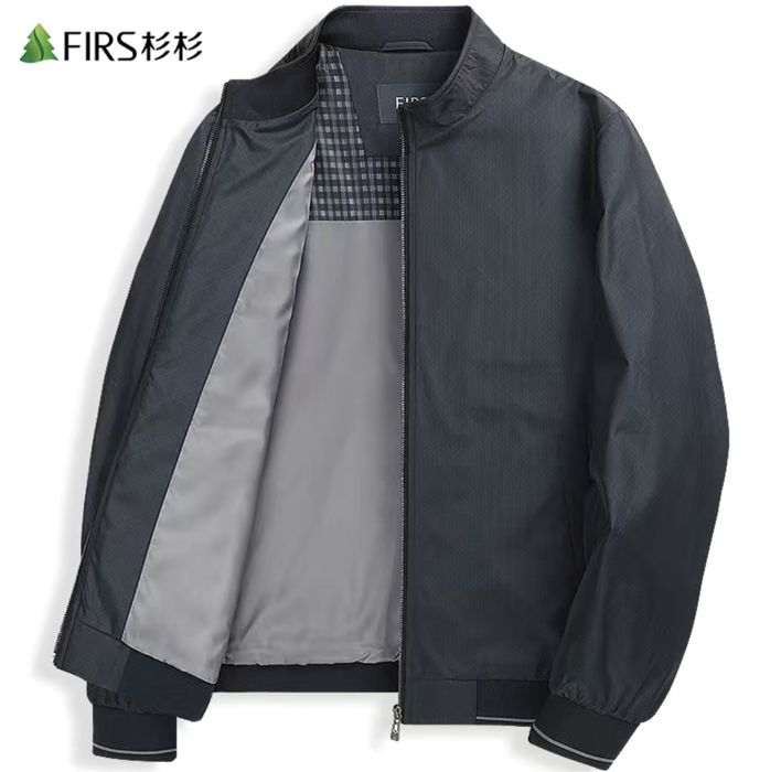 Продам новую ветровку куртку для мужчин