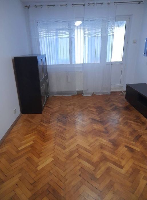 Apartament de închiriat