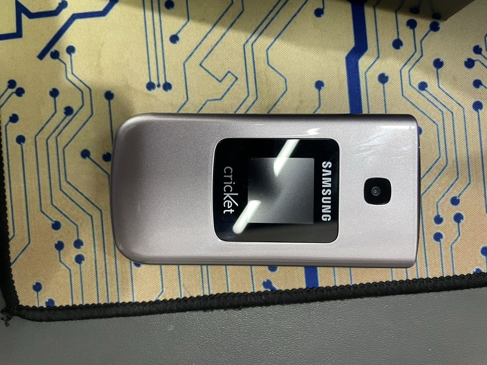 Samsung chrono cricket  ( gusto 4 ) original usa