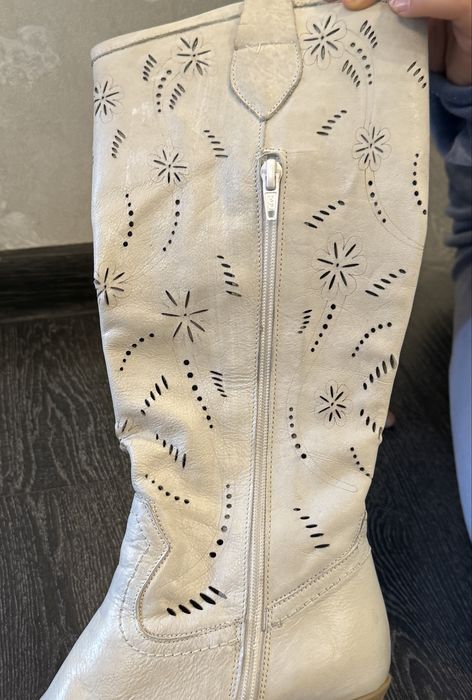 Елегантни кожени ботуши