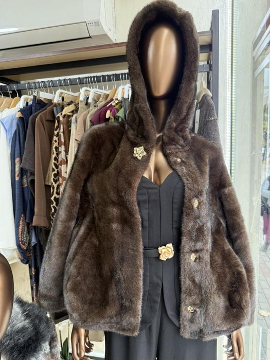 Палто меко и удобно от заек