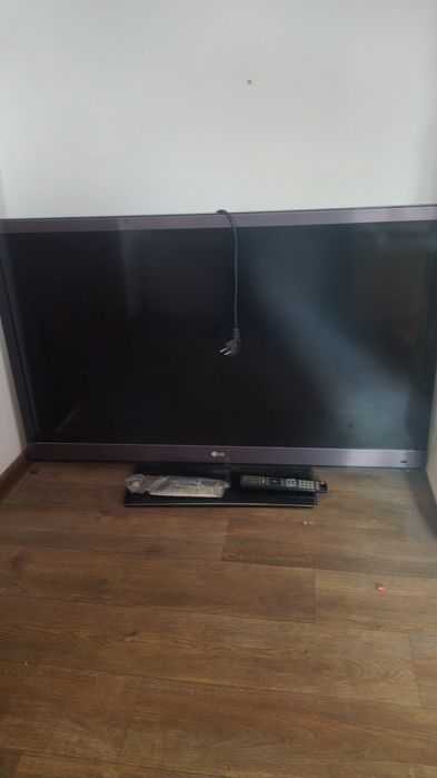 Телевизор LG 115 см рассрочка 12  месяцев