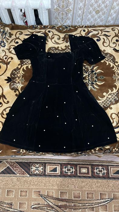 Продам новое платье