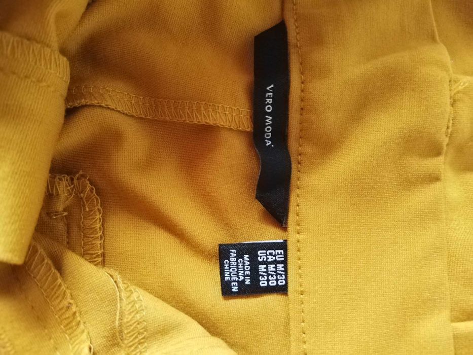 Pantaloni Vero moda noi