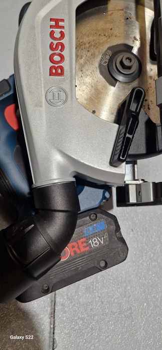 Bosch ,circular ,rindea pe acumulator